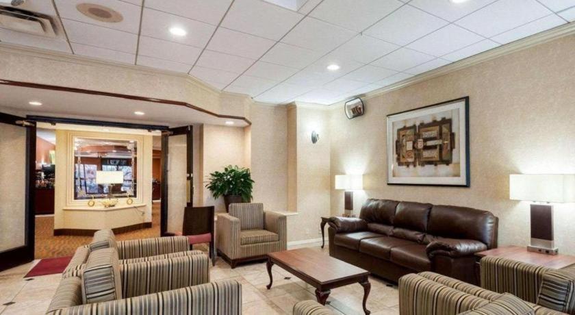 Quality Inn Windsor Mill Kültér fotó