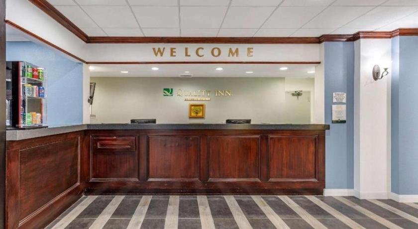 Quality Inn Windsor Mill Kültér fotó
