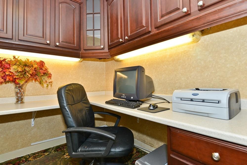 Quality Inn Windsor Mill Kültér fotó
