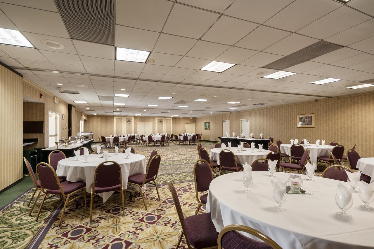 Quality Inn Windsor Mill Kültér fotó