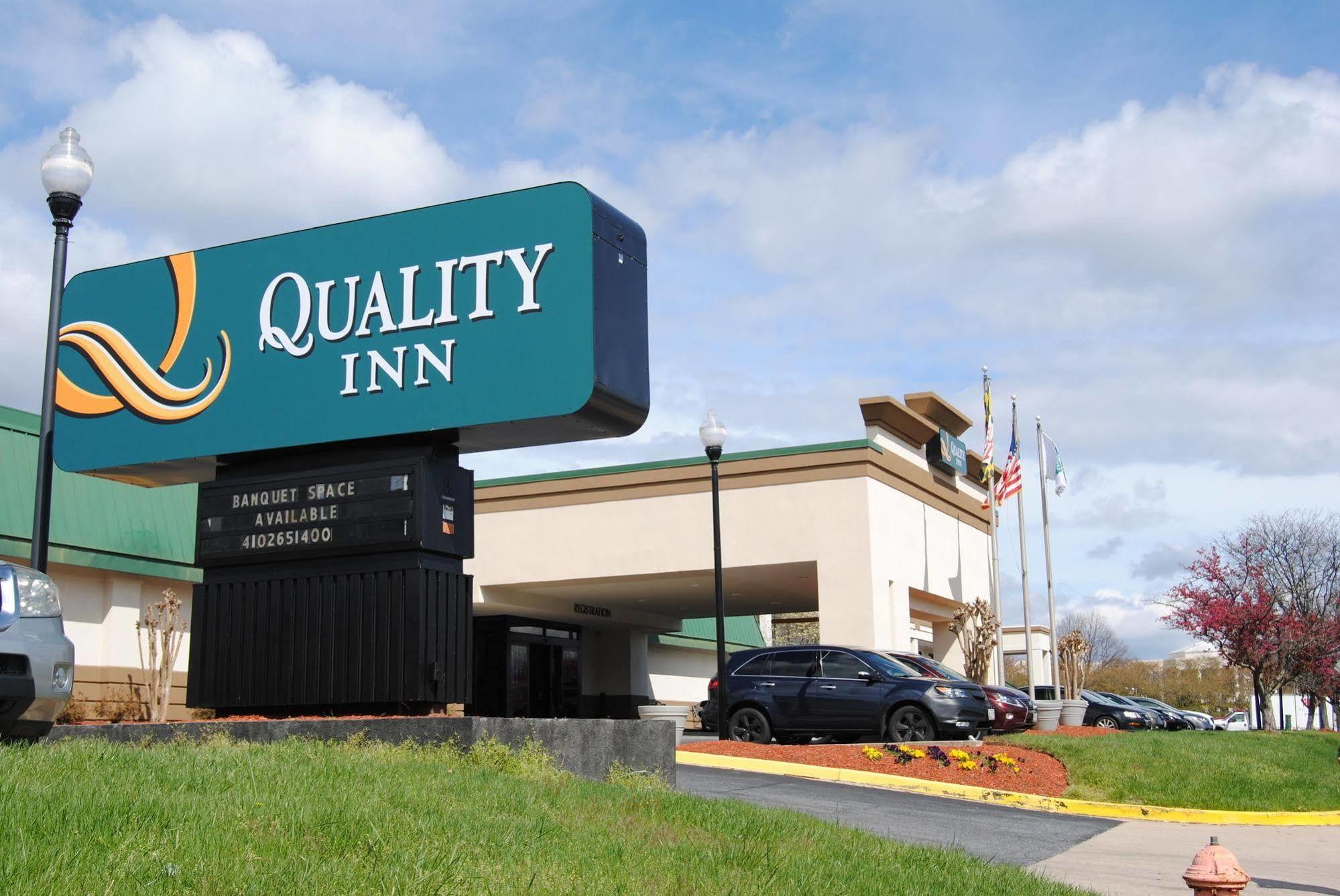 Quality Inn Windsor Mill Kültér fotó